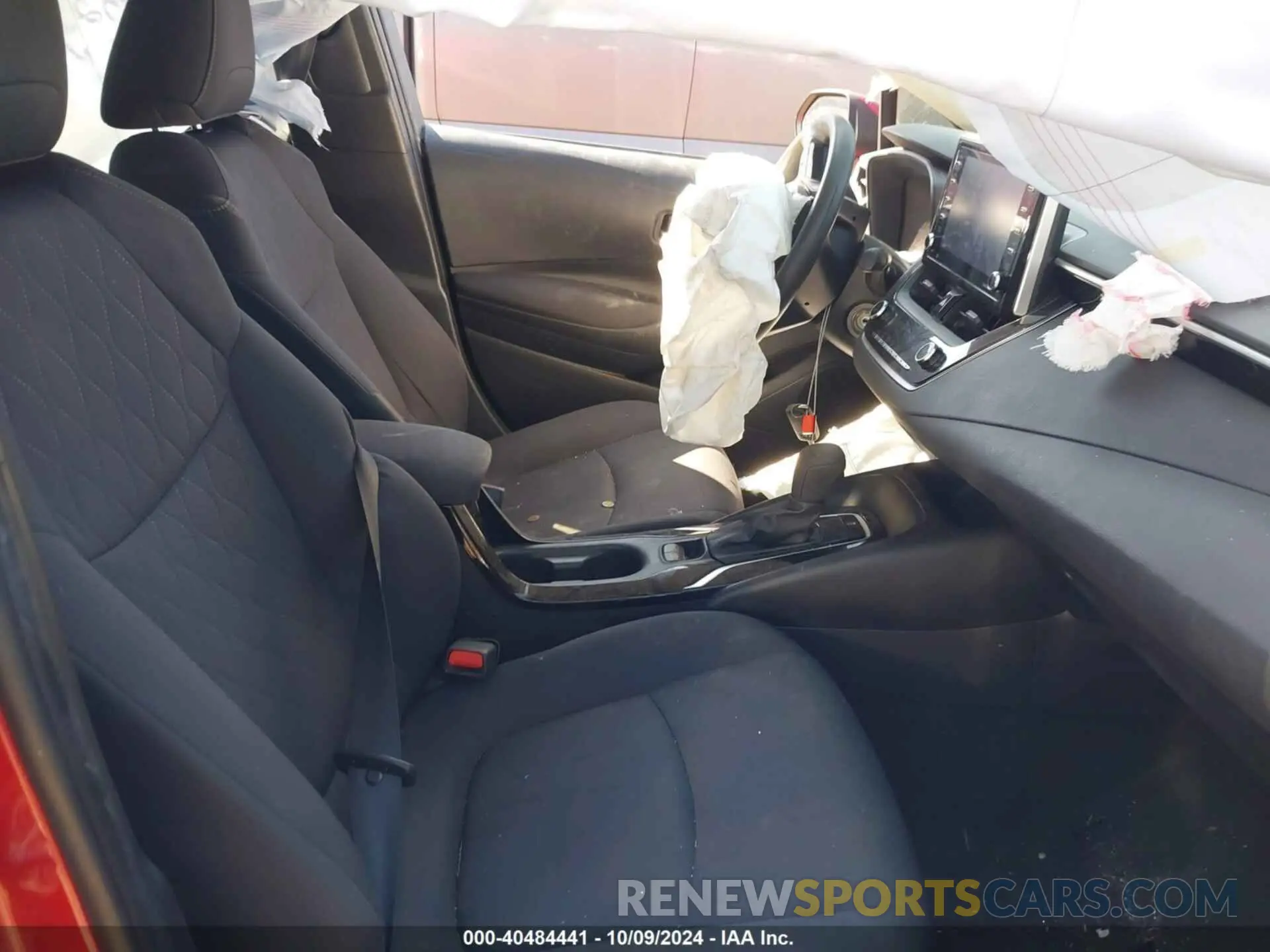 5 Photograph of a damaged car 5YFEPMAE1MP233383 TOYOTA COROLLA 2021