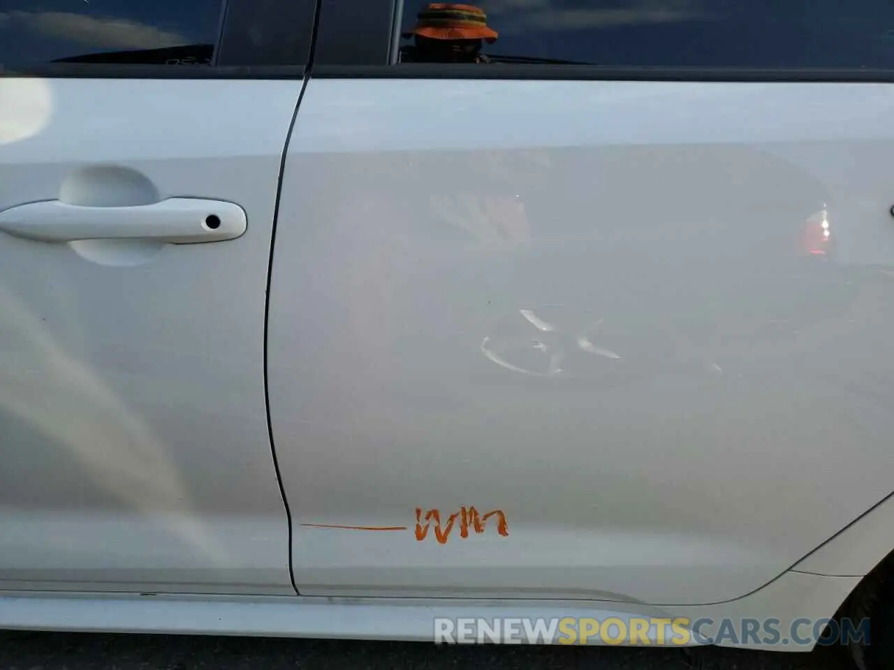 9 Photograph of a damaged car 5YFEPMAE1MP235795 TOYOTA COROLLA 2021