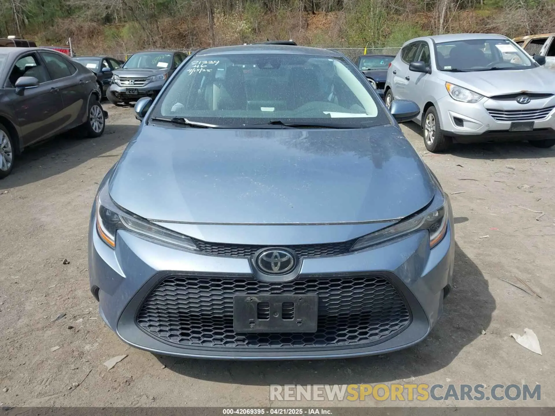 12 Photograph of a damaged car 5YFEPMAE2MP160718 TOYOTA COROLLA 2021