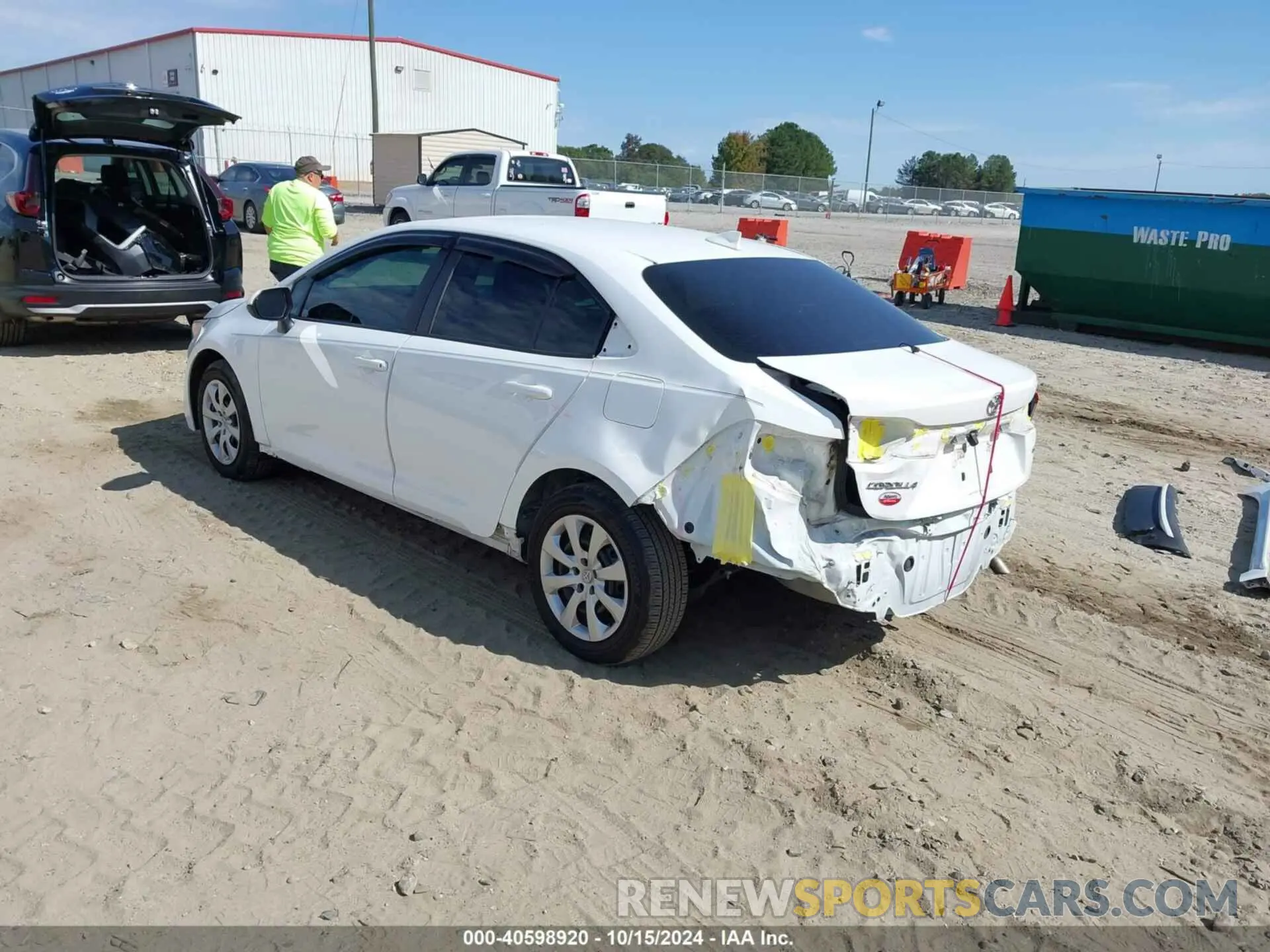 3 Photograph of a damaged car 5YFEPMAE2MP172741 TOYOTA COROLLA 2021