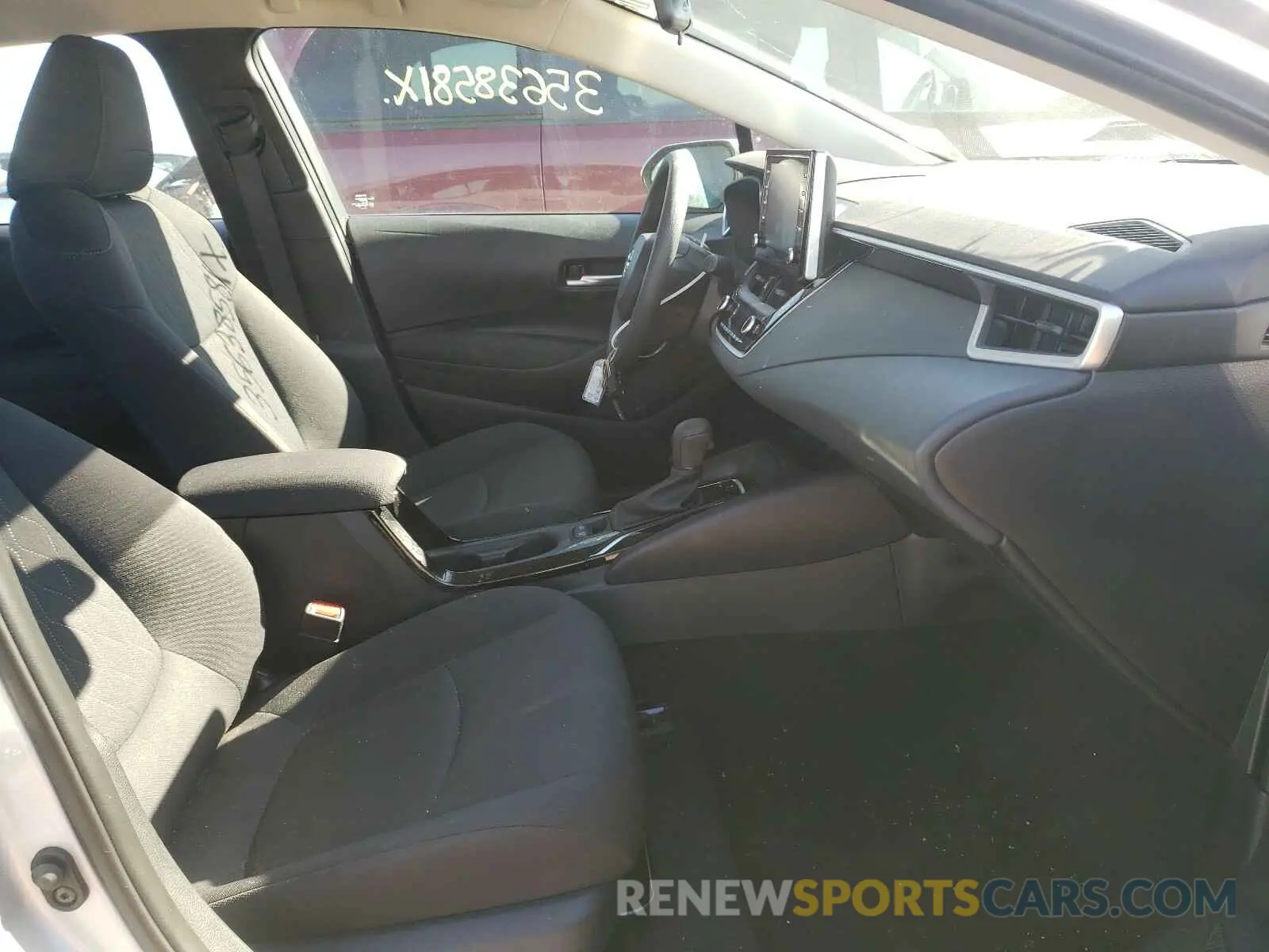 5 Photograph of a damaged car 5YFEPMAE2MP186302 TOYOTA COROLLA 2021