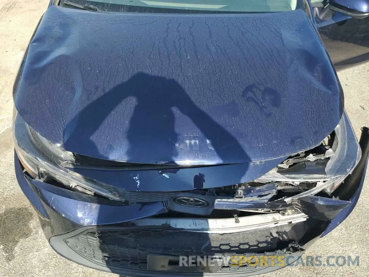 11 Photograph of a damaged car 5YFEPMAE2MP210114 TOYOTA COROLLA 2021