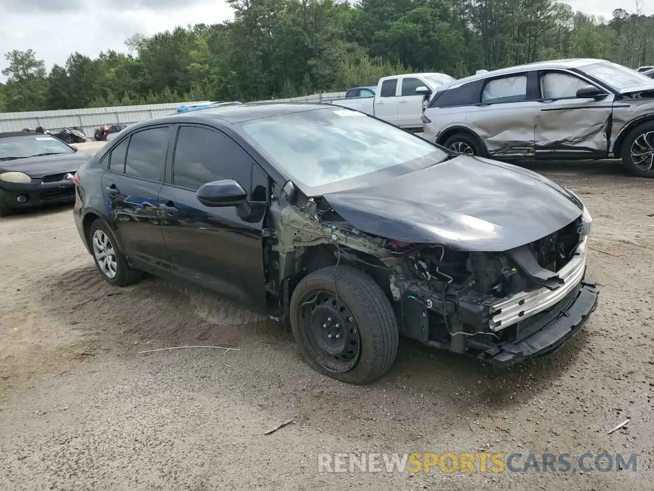 4 Photograph of a damaged car 5YFEPMAE2MP210274 TOYOTA COROLLA 2021