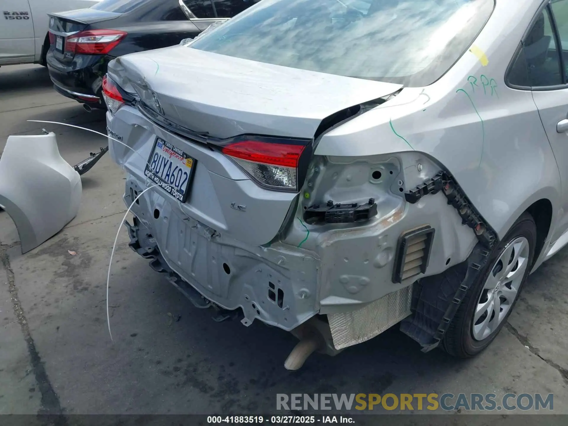 18 Photograph of a damaged car 5YFEPMAE2MP212056 TOYOTA COROLLA 2021