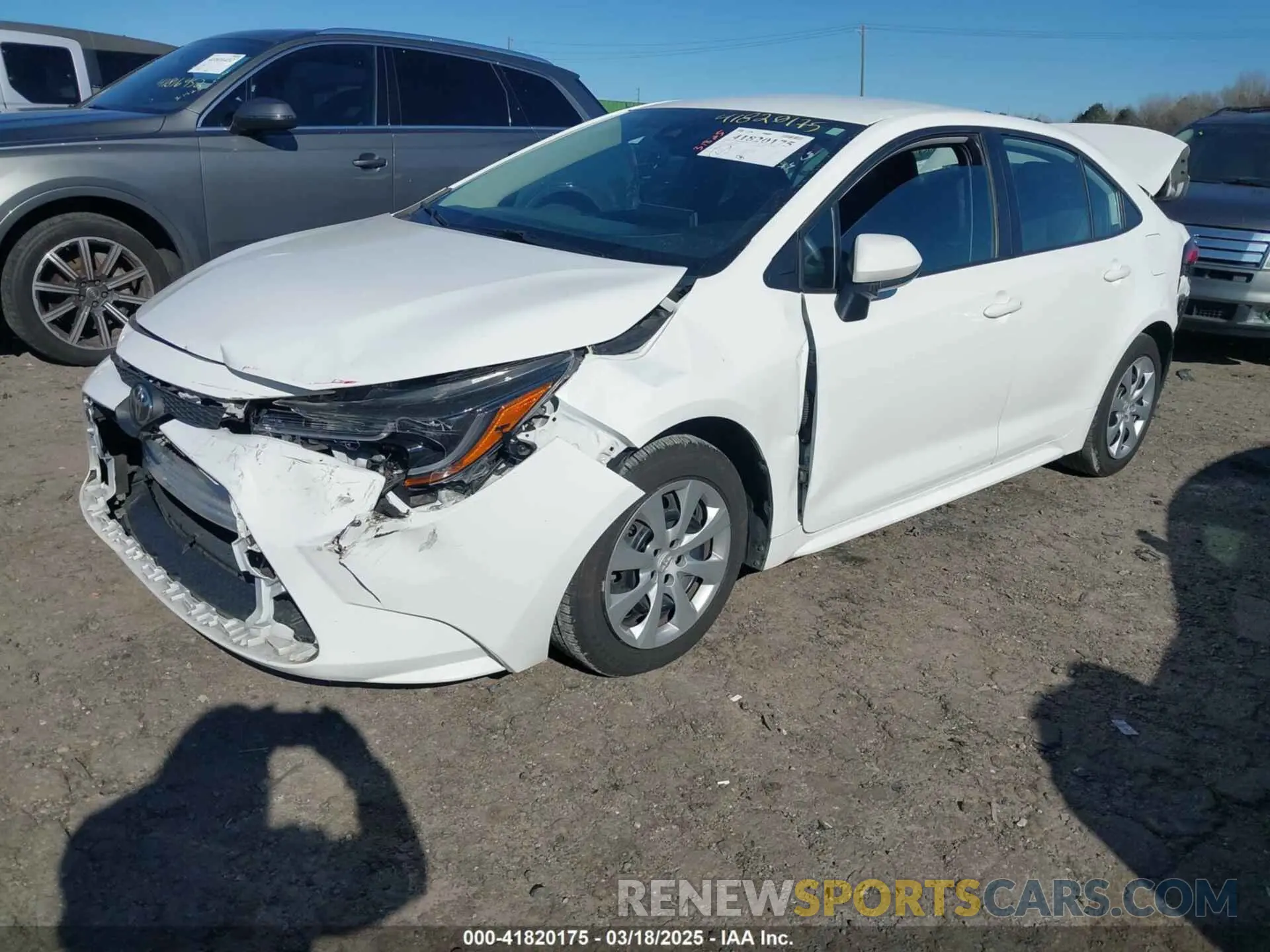 2 Photograph of a damaged car 5YFEPMAE2MP212316 TOYOTA COROLLA 2021