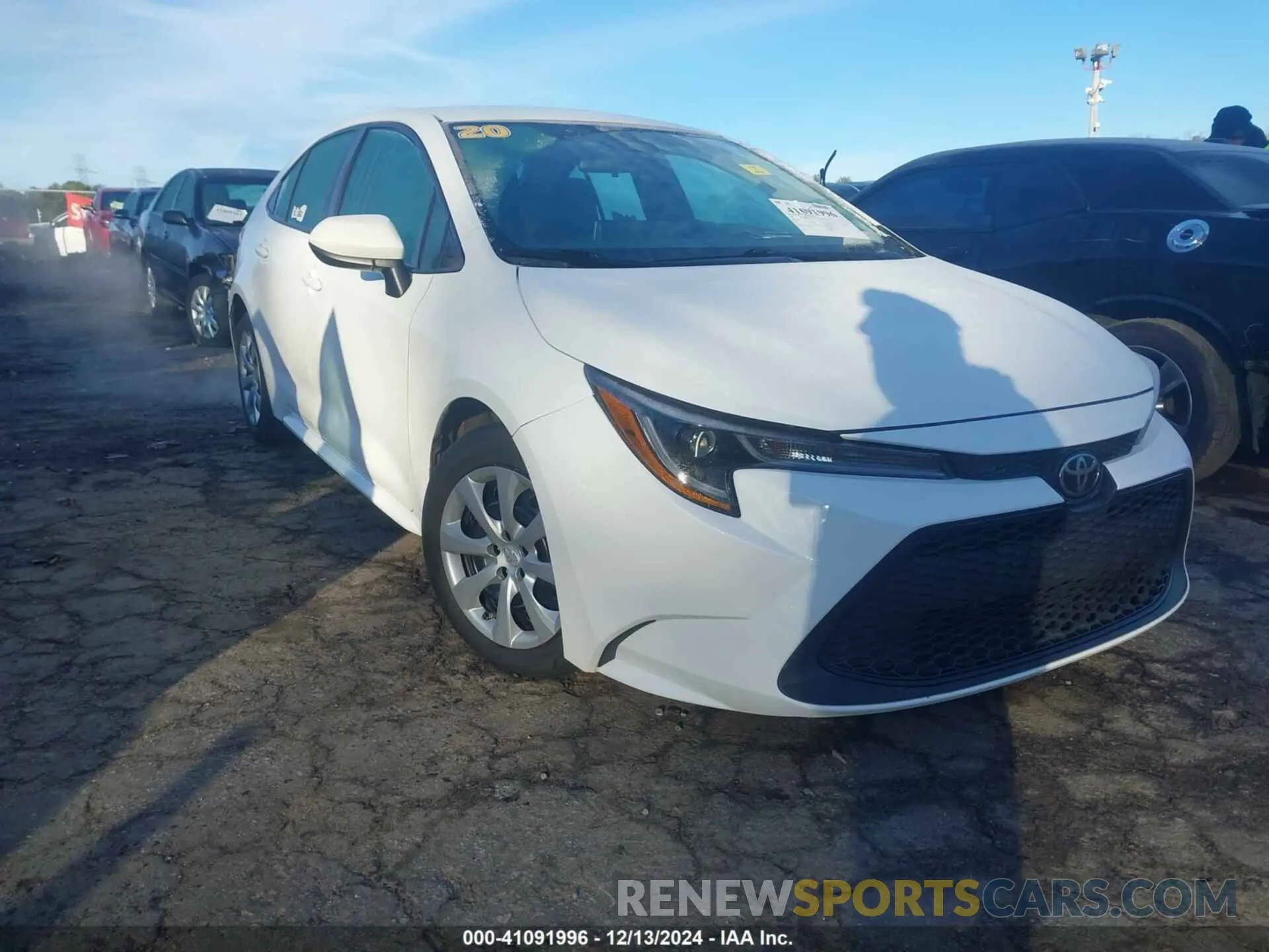 1 Фотография поврежденного автомобиля 5YFEPMAE2MP215622 TOYOTA COROLLA 2021
