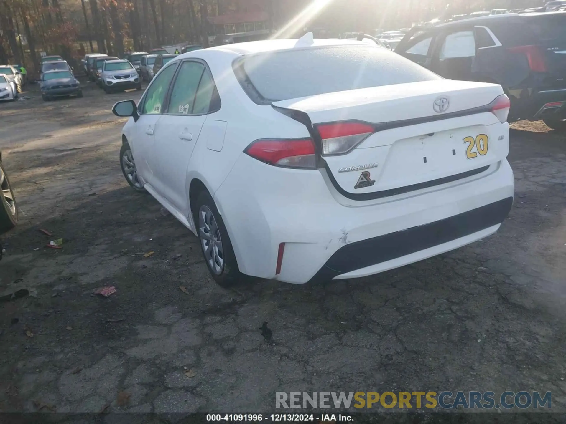 3 Фотография поврежденного автомобиля 5YFEPMAE2MP215622 TOYOTA COROLLA 2021