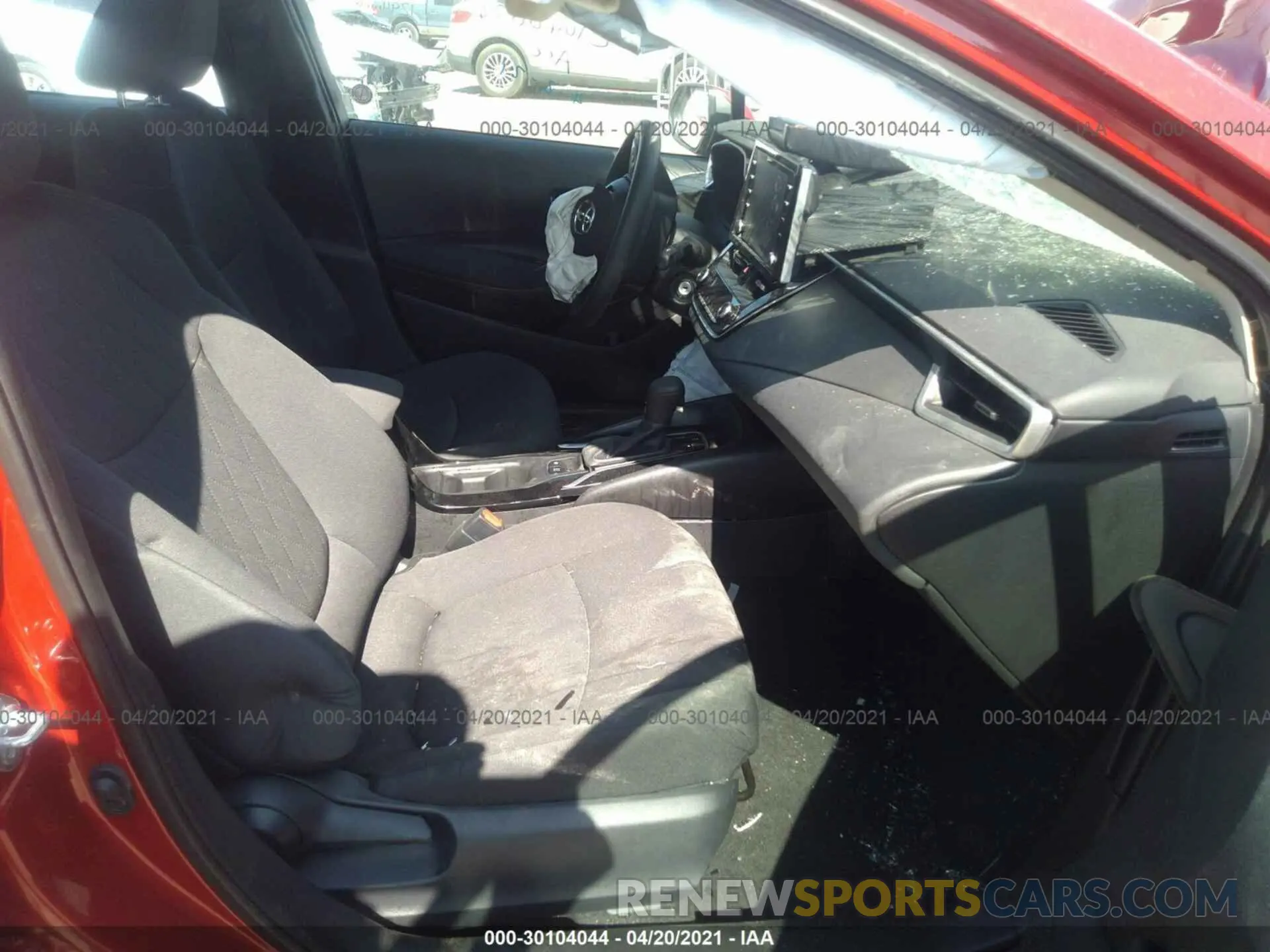 5 Photograph of a damaged car 5YFEPMAE2MP218004 TOYOTA COROLLA 2021