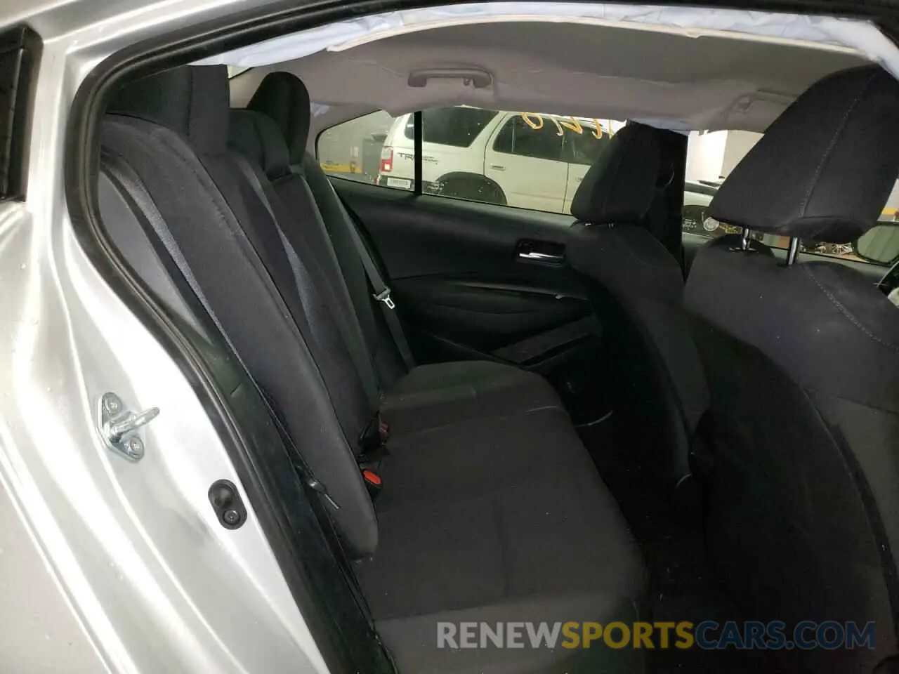 6 Photograph of a damaged car 5YFEPMAE2MP223705 TOYOTA COROLLA 2021