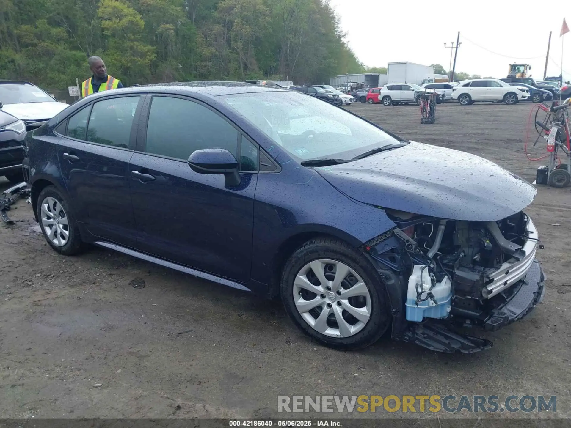 1 Photograph of a damaged car 5YFEPMAE2MP238009 TOYOTA COROLLA 2021