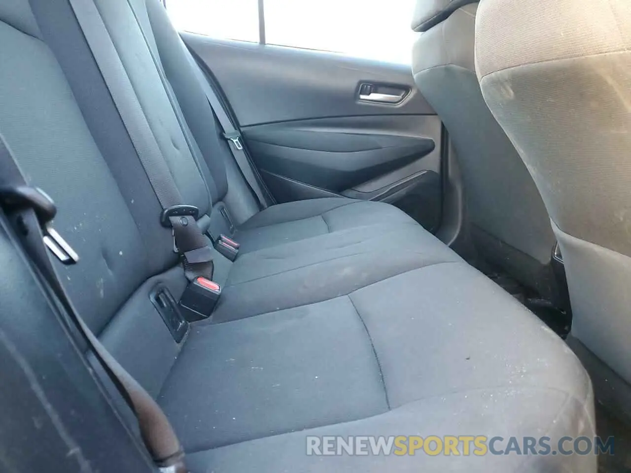 10 Photograph of a damaged car 5YFEPMAE2MP241914 TOYOTA COROLLA 2021