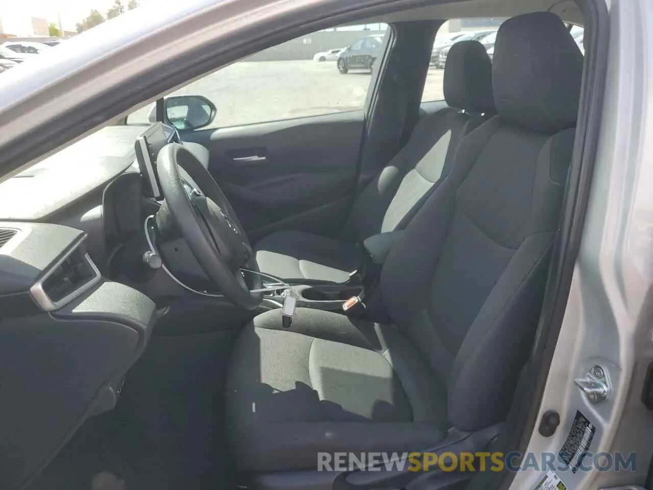 7 Photograph of a damaged car 5YFEPMAE2MP245946 TOYOTA COROLLA 2021