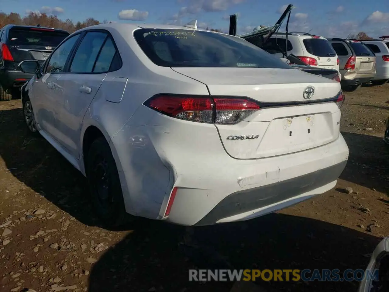3 Photograph of a damaged car 5YFEPMAE2MP250452 TOYOTA COROLLA 2021