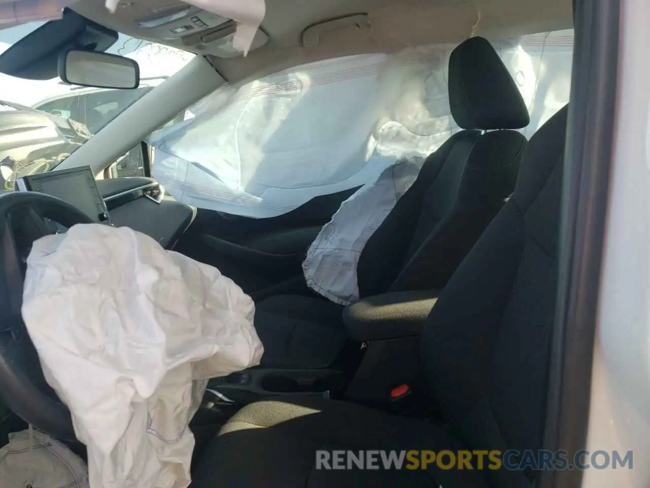 5 Photograph of a damaged car 5YFEPMAE2MP250452 TOYOTA COROLLA 2021