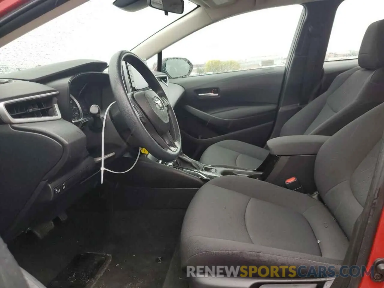 7 Photograph of a damaged car 5YFEPMAE2MP260432 TOYOTA COROLLA 2021