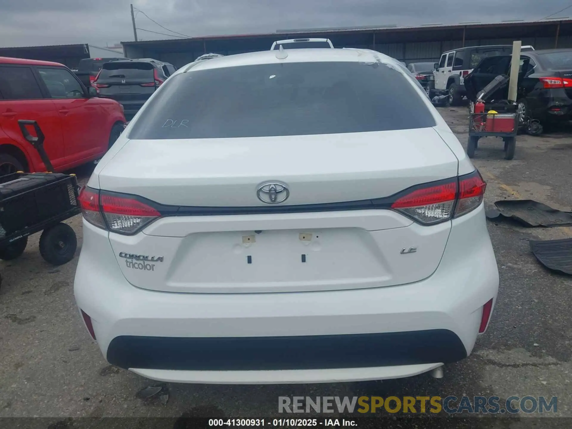 16 Photograph of a damaged car 5YFEPMAE3MP152241 TOYOTA COROLLA 2021