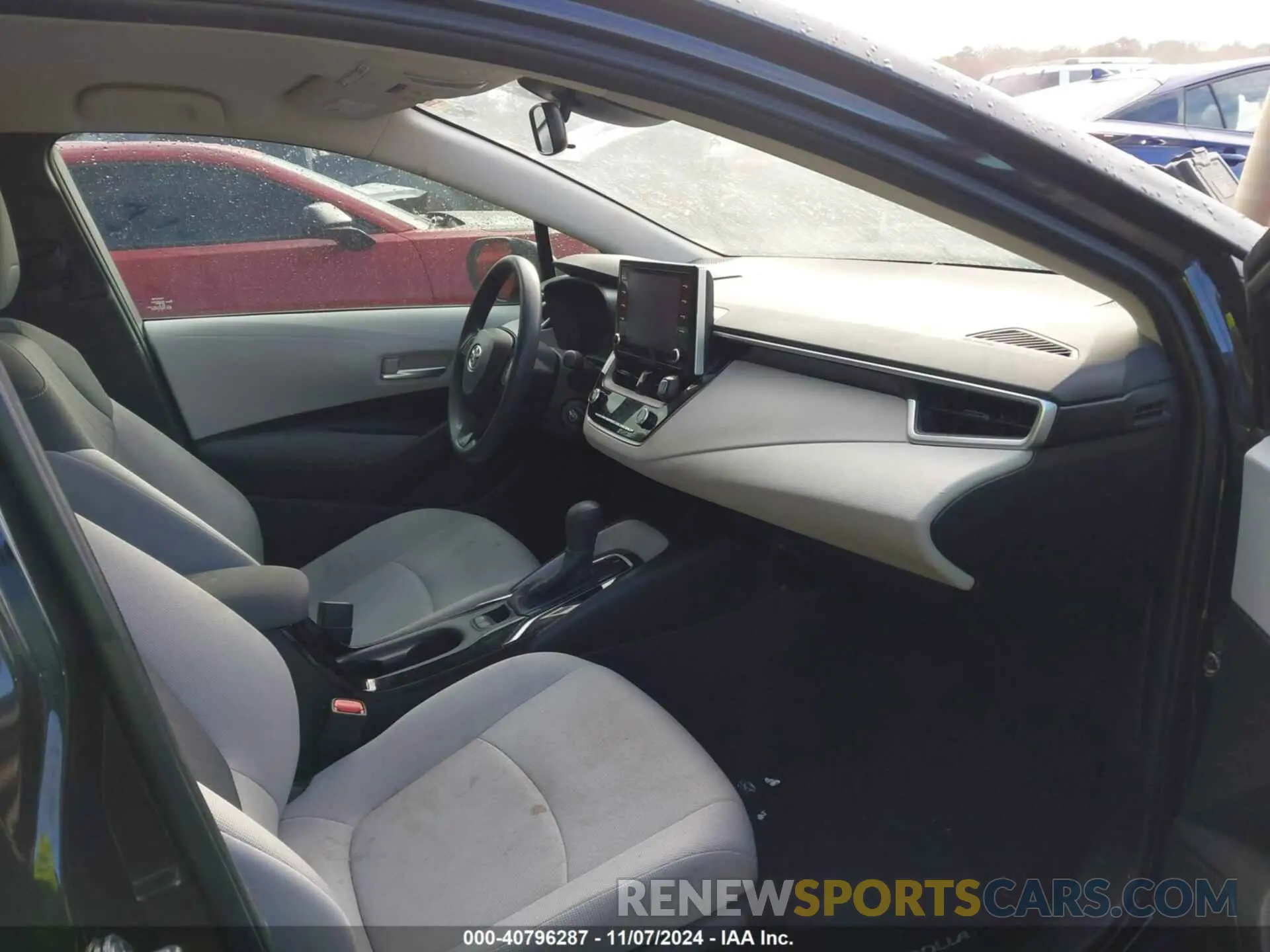5 Photograph of a damaged car 5YFEPMAE3MP159383 TOYOTA COROLLA 2021