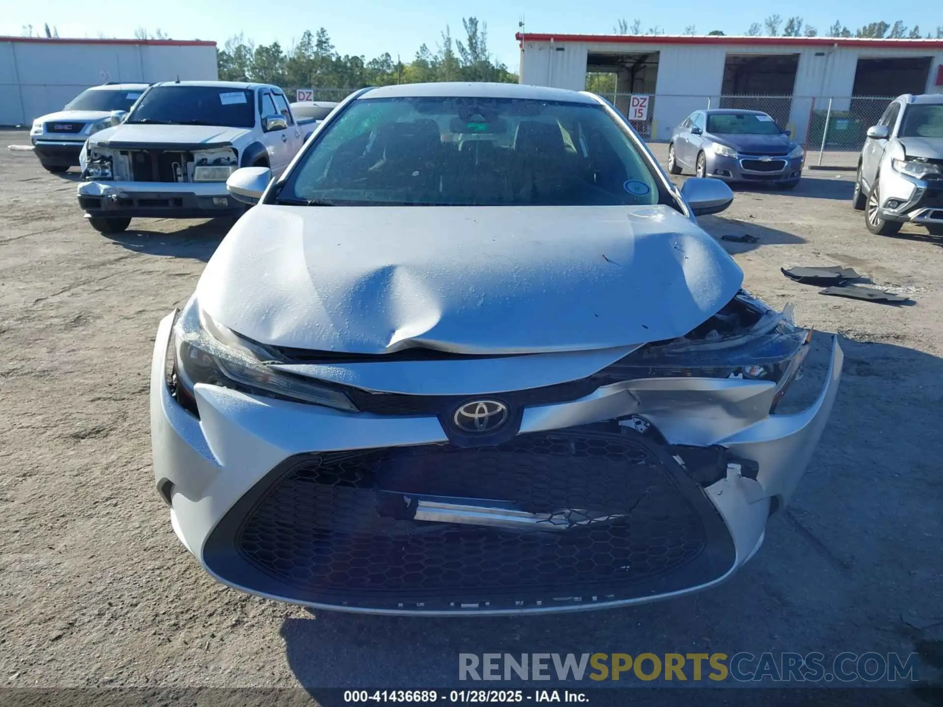 13 Photograph of a damaged car 5YFEPMAE3MP180105 TOYOTA COROLLA 2021