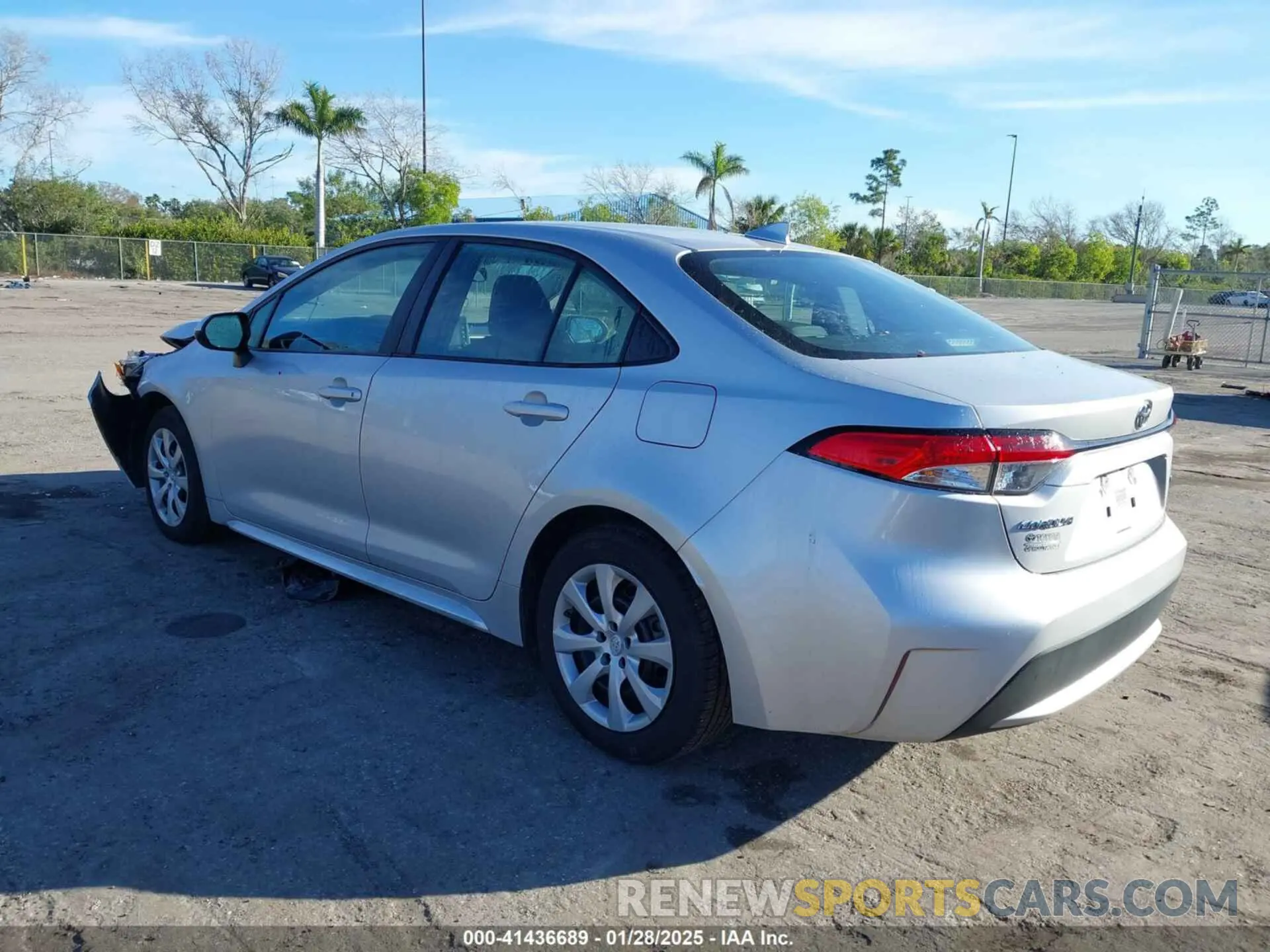 3 Photograph of a damaged car 5YFEPMAE3MP180105 TOYOTA COROLLA 2021