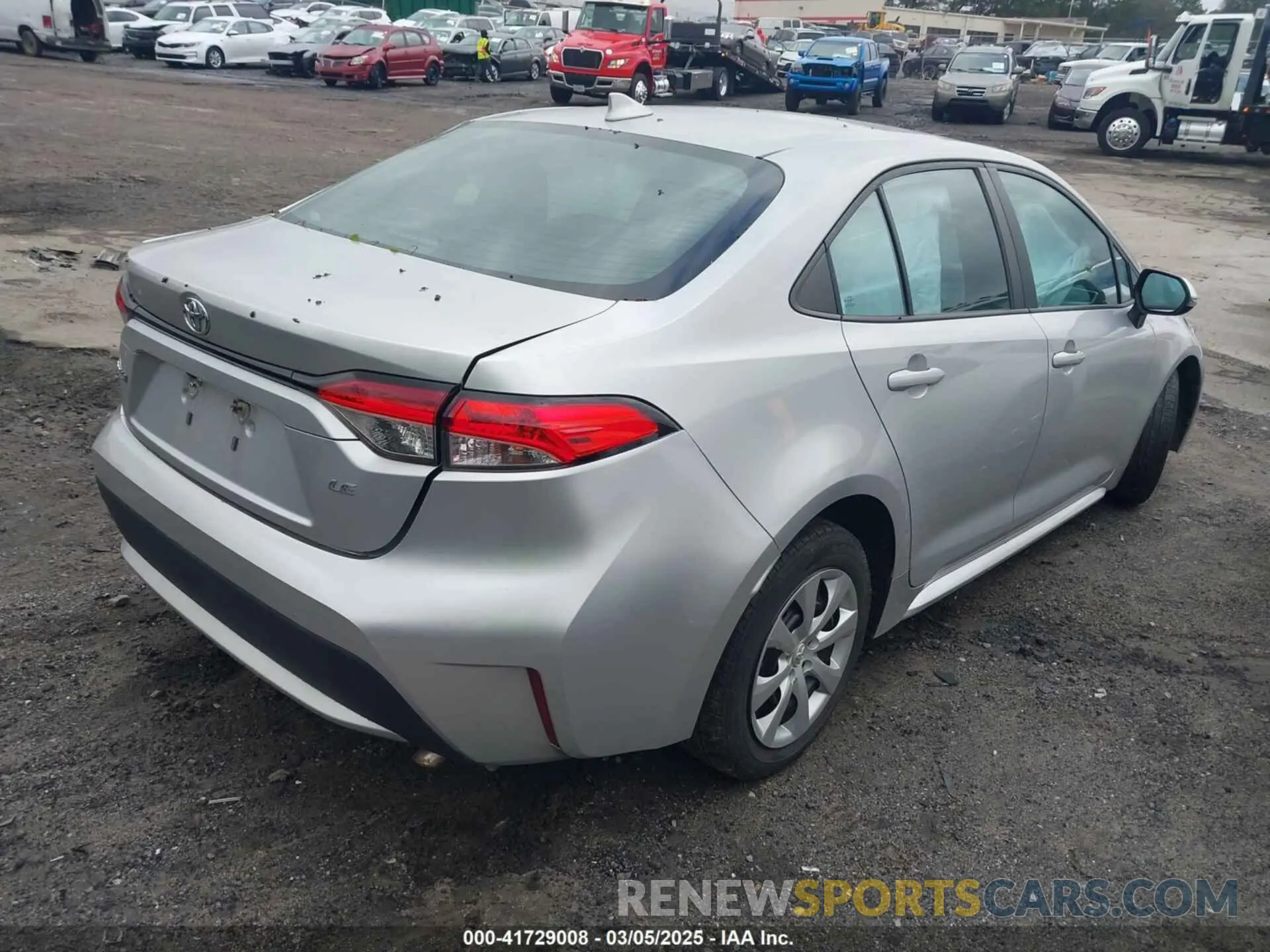 4 Photograph of a damaged car 5YFEPMAE3MP180539 TOYOTA COROLLA 2021