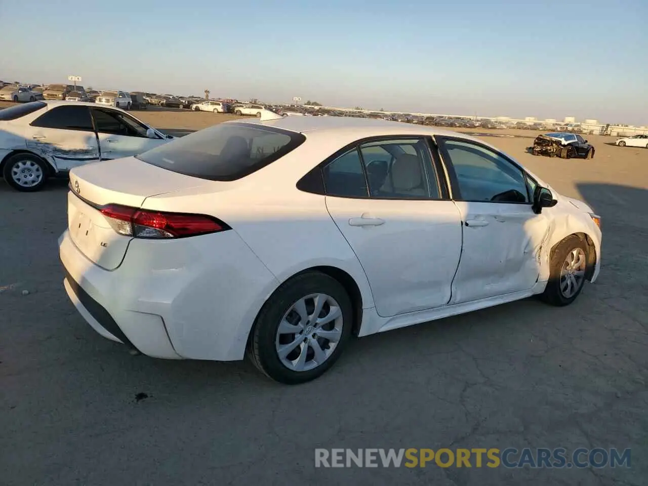3 Photograph of a damaged car 5YFEPMAE3MP187202 TOYOTA COROLLA 2021