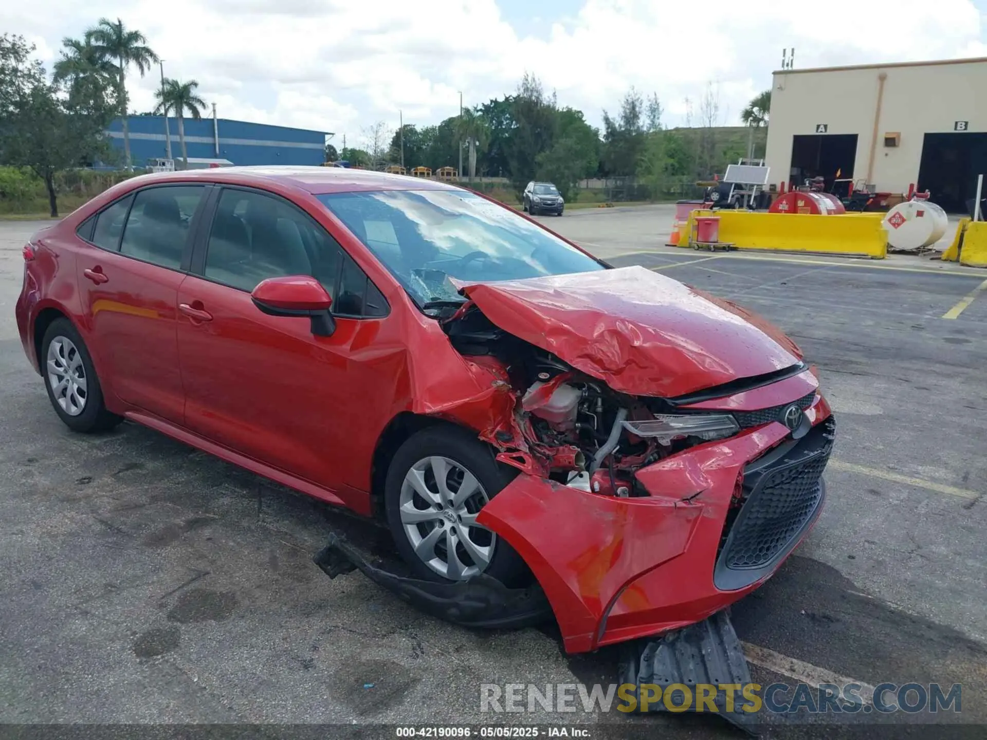 1 Photograph of a damaged car 5YFEPMAE3MP187958 TOYOTA COROLLA 2021