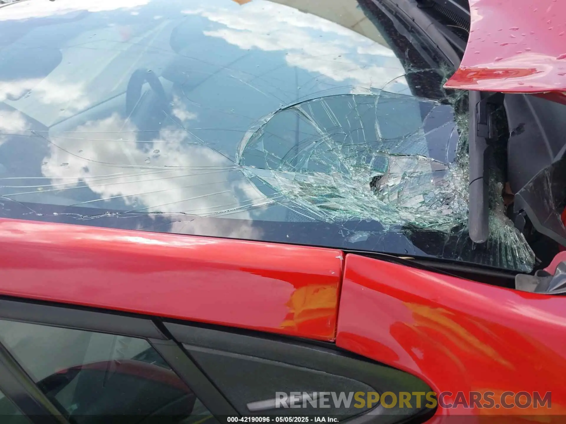 17 Photograph of a damaged car 5YFEPMAE3MP187958 TOYOTA COROLLA 2021