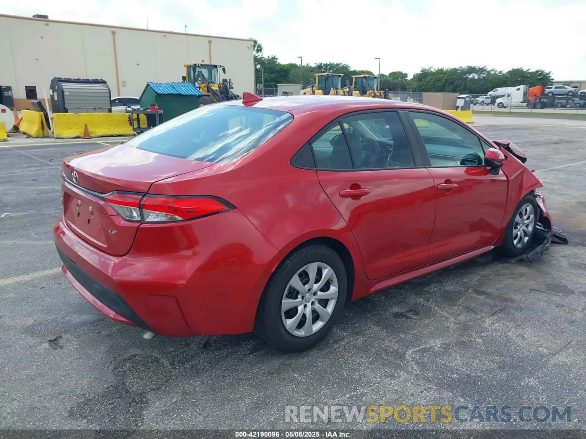 4 Photograph of a damaged car 5YFEPMAE3MP187958 TOYOTA COROLLA 2021