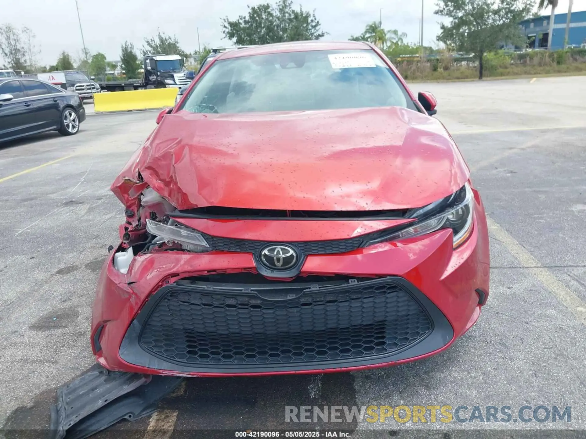 6 Photograph of a damaged car 5YFEPMAE3MP187958 TOYOTA COROLLA 2021
