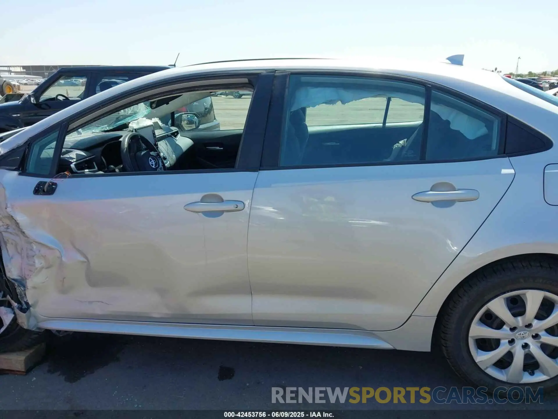 14 Фотография поврежденного автомобиля 5YFEPMAE3MP189970 TOYOTA COROLLA 2021