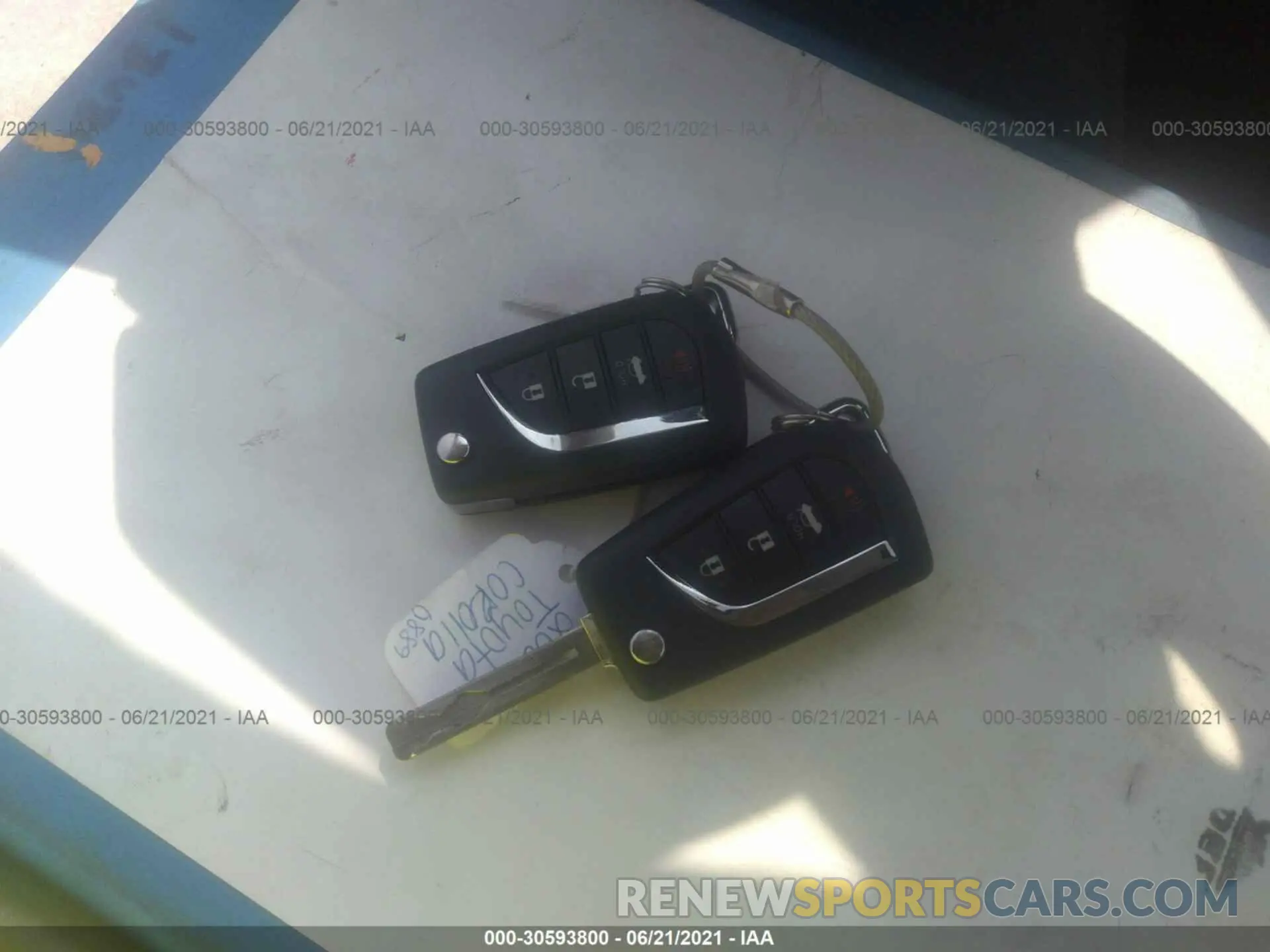 11 Photograph of a damaged car 5YFEPMAE3MP190889 TOYOTA COROLLA 2021