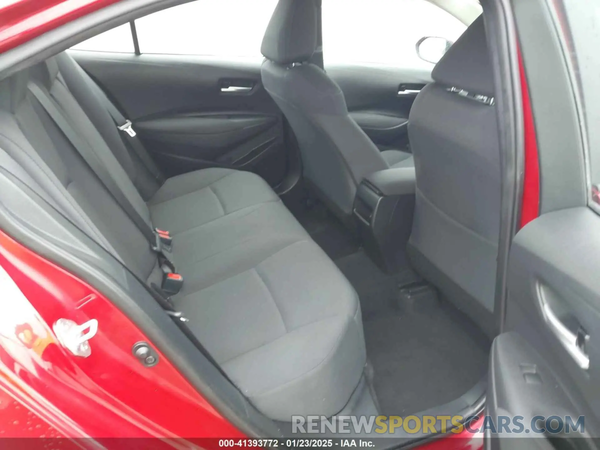 8 Photograph of a damaged car 5YFEPMAE3MP210784 TOYOTA COROLLA 2021
