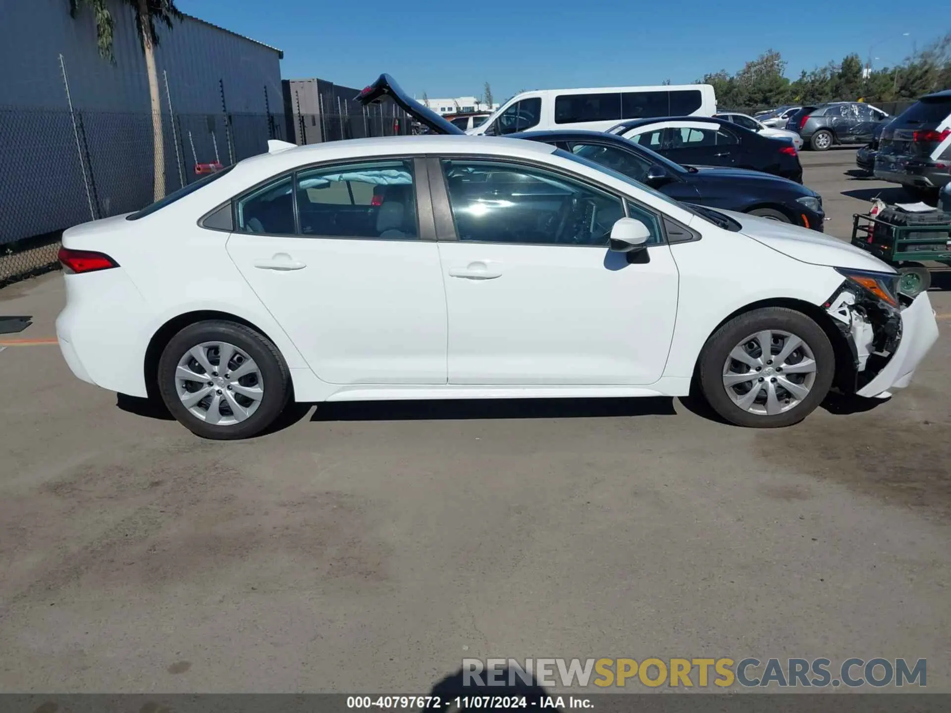 14 Photograph of a damaged car 5YFEPMAE3MP217976 TOYOTA COROLLA 2021