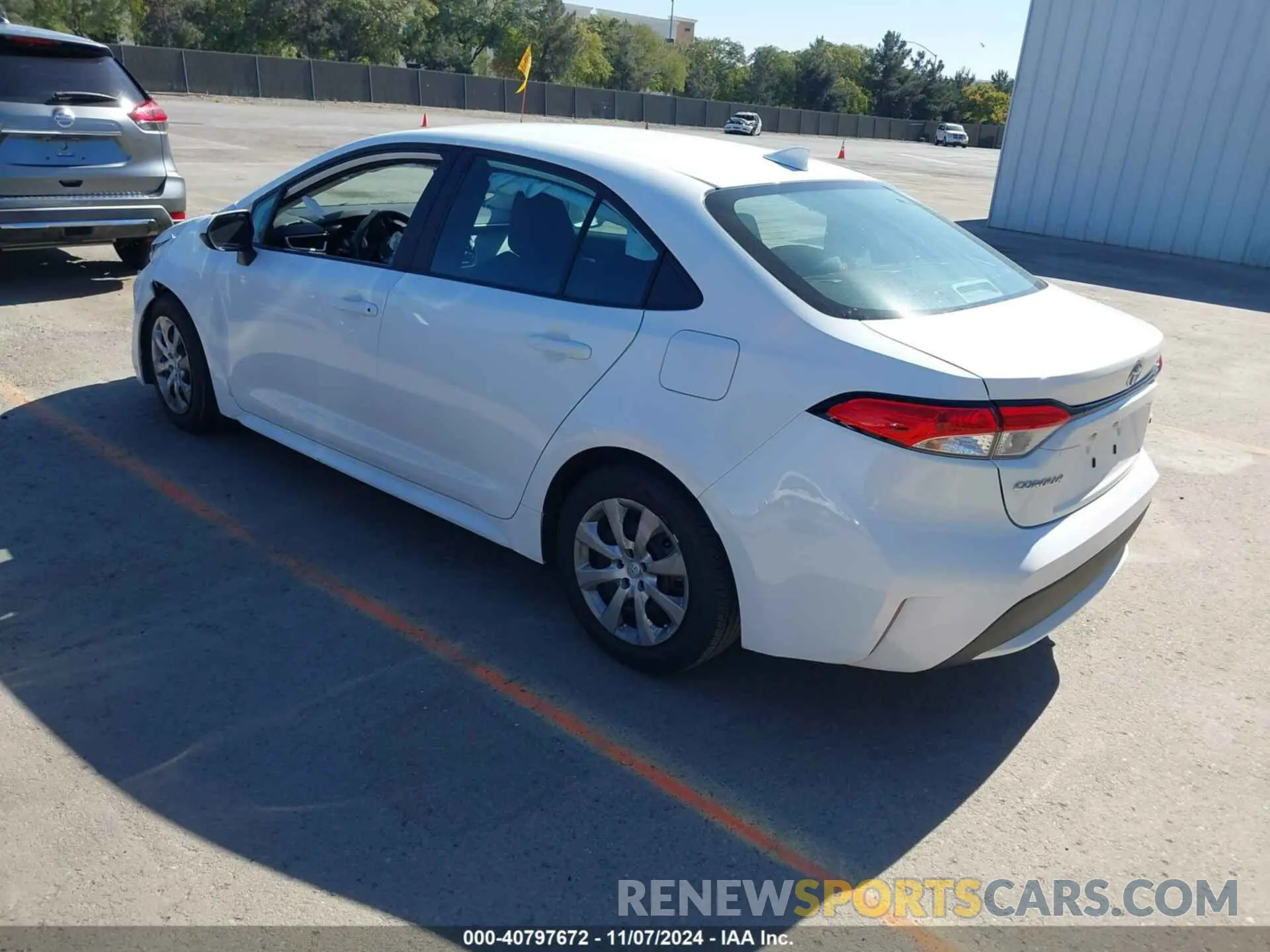 3 Photograph of a damaged car 5YFEPMAE3MP217976 TOYOTA COROLLA 2021
