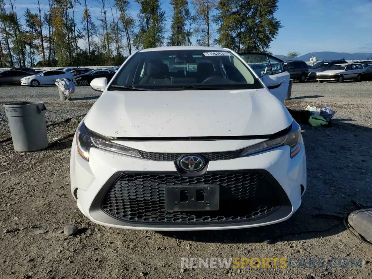 5 Photograph of a damaged car 5YFEPMAE3MP223681 TOYOTA COROLLA 2021