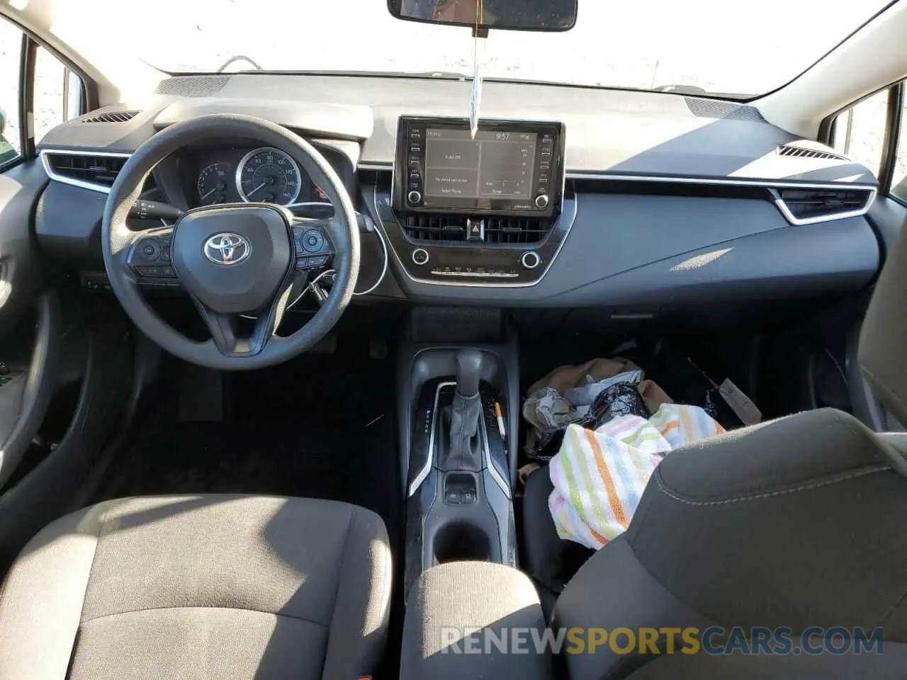 8 Photograph of a damaged car 5YFEPMAE3MP223681 TOYOTA COROLLA 2021