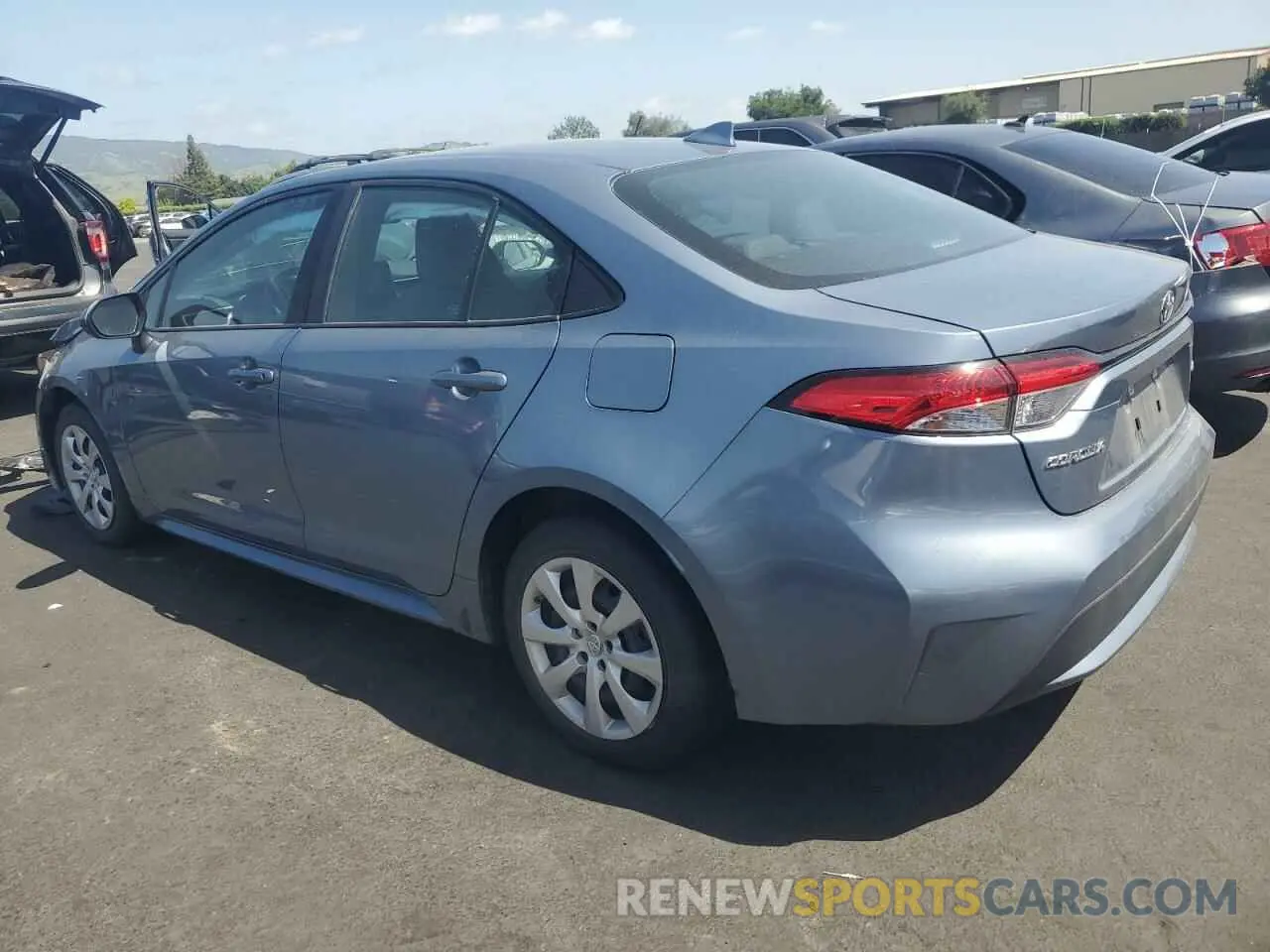 2 Photograph of a damaged car 5YFEPMAE3MP225351 TOYOTA COROLLA 2021
