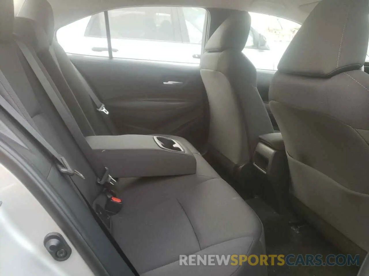 6 Photograph of a damaged car 5YFEPMAE3MP232297 TOYOTA COROLLA 2021
