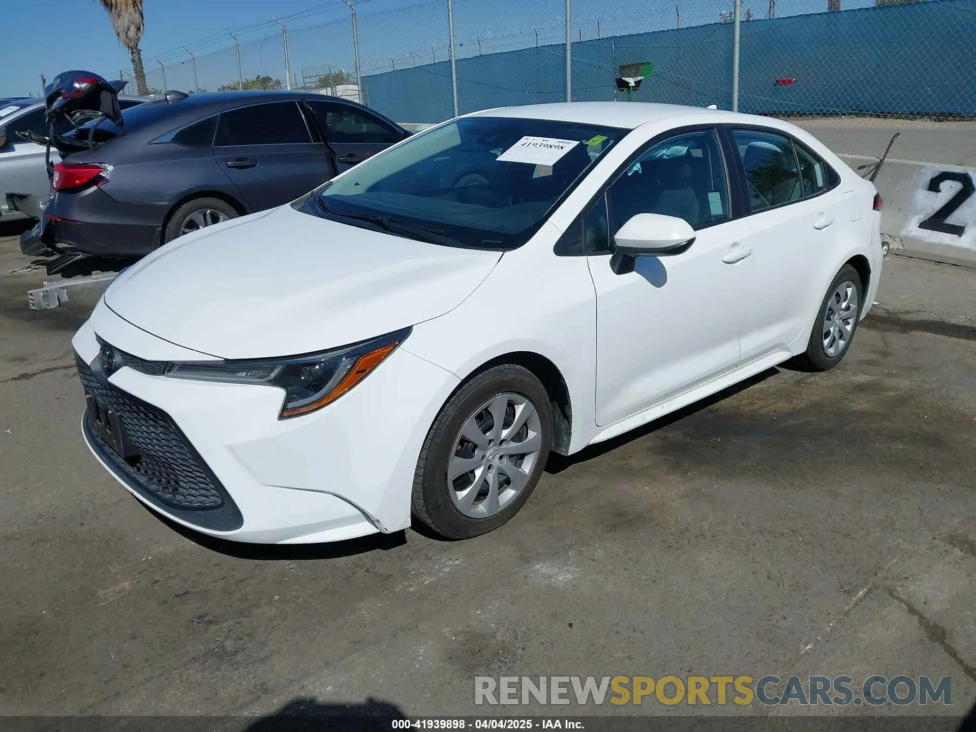 2 Photograph of a damaged car 5YFEPMAE3MP243106 TOYOTA COROLLA 2021