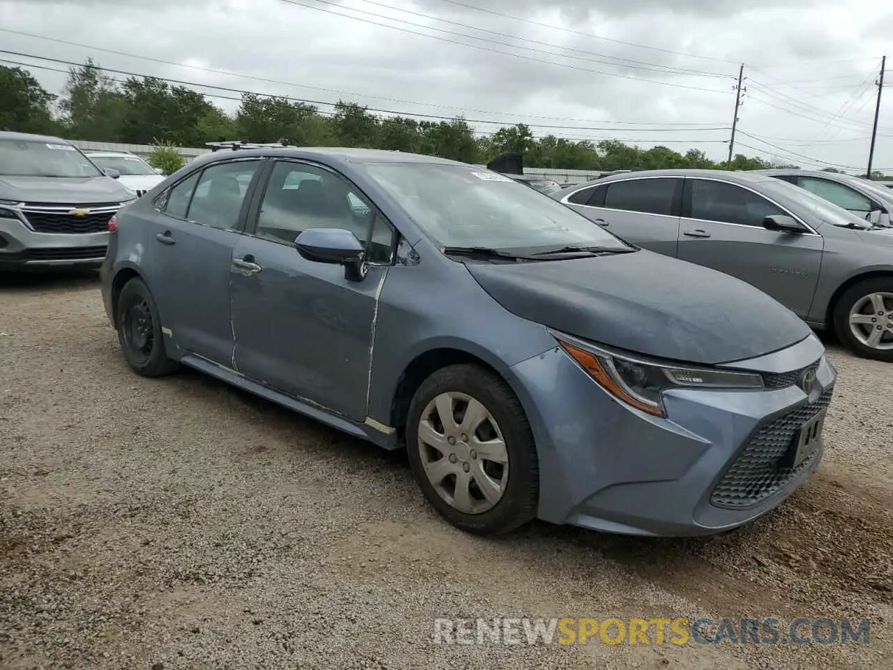4 Photograph of a damaged car 5YFEPMAE3MP246846 TOYOTA COROLLA 2021