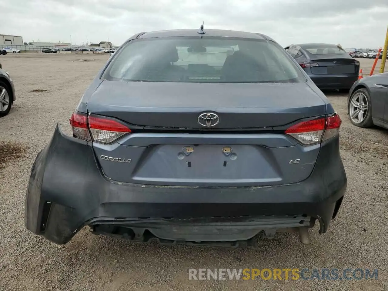 6 Photograph of a damaged car 5YFEPMAE3MP246846 TOYOTA COROLLA 2021