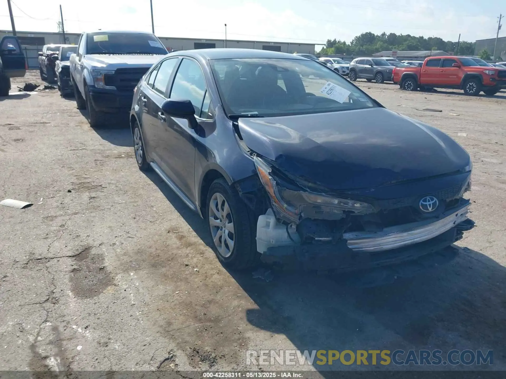 1 Photograph of a damaged car 5YFEPMAE3MP249018 TOYOTA COROLLA 2021