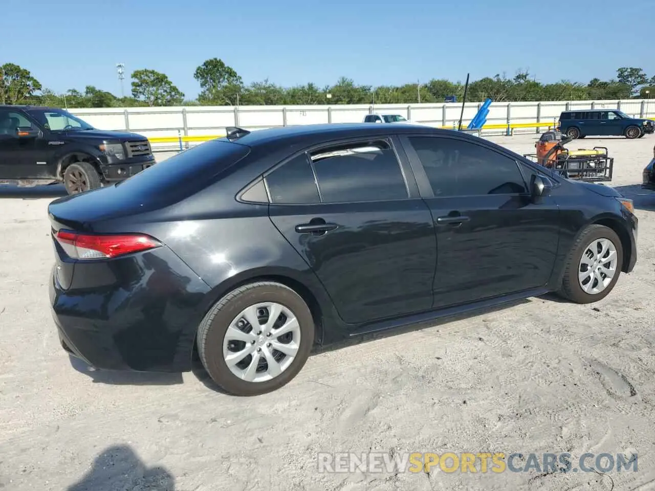 3 Фотография поврежденного автомобиля 5YFEPMAE3MP249374 TOYOTA COROLLA 2021
