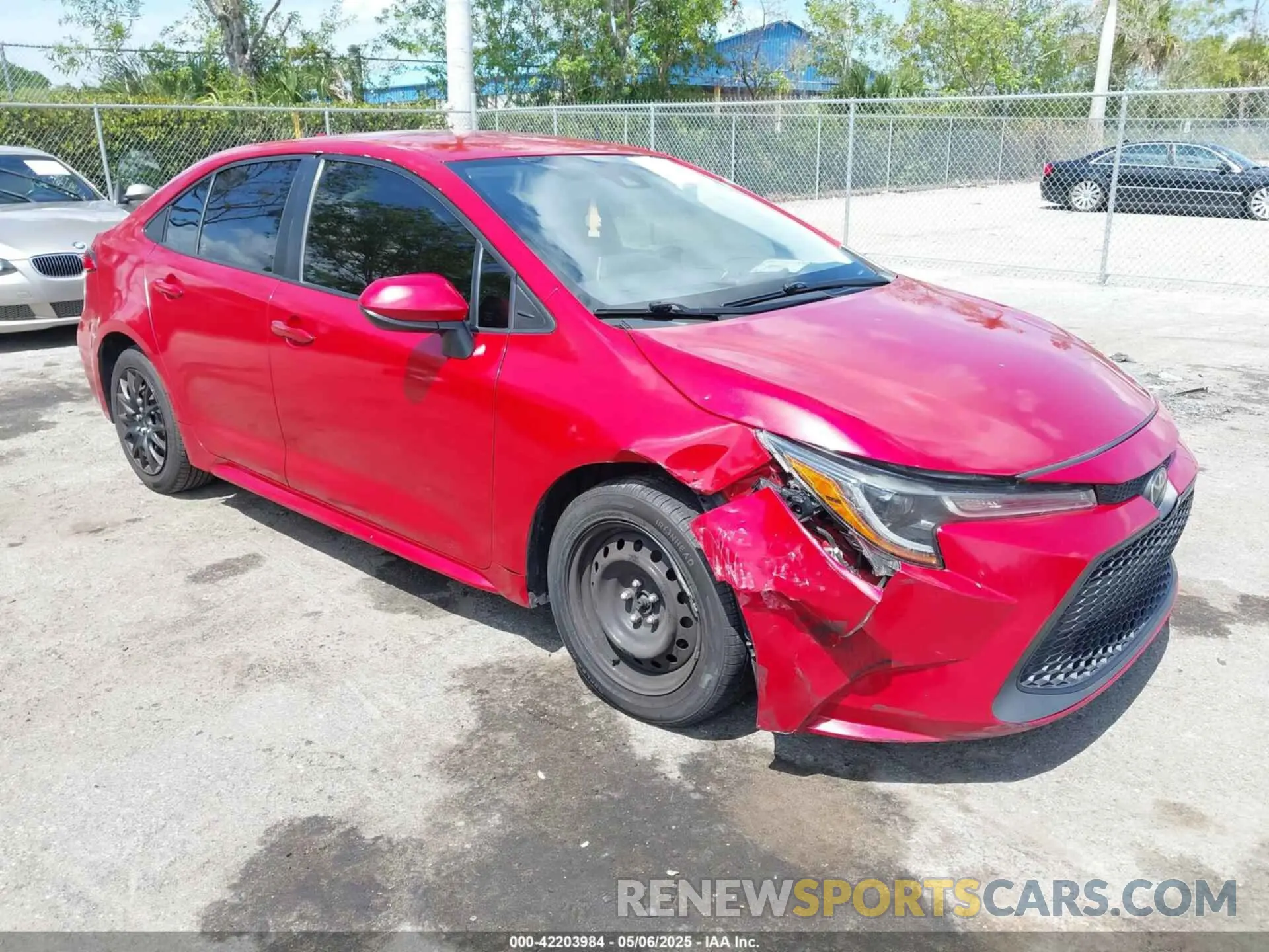 1 Photograph of a damaged car 5YFEPMAE3MP260682 TOYOTA COROLLA 2021