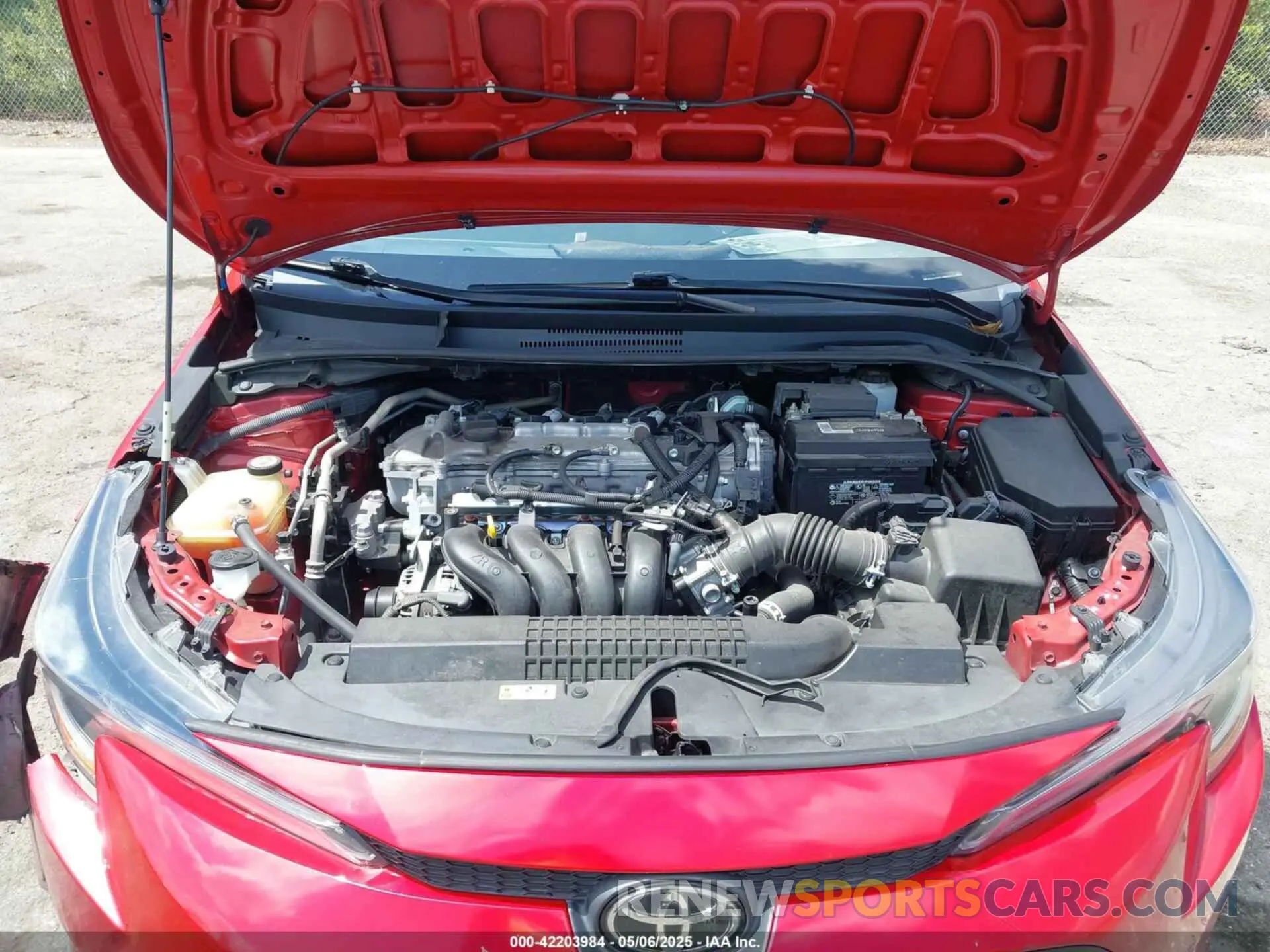 10 Photograph of a damaged car 5YFEPMAE3MP260682 TOYOTA COROLLA 2021