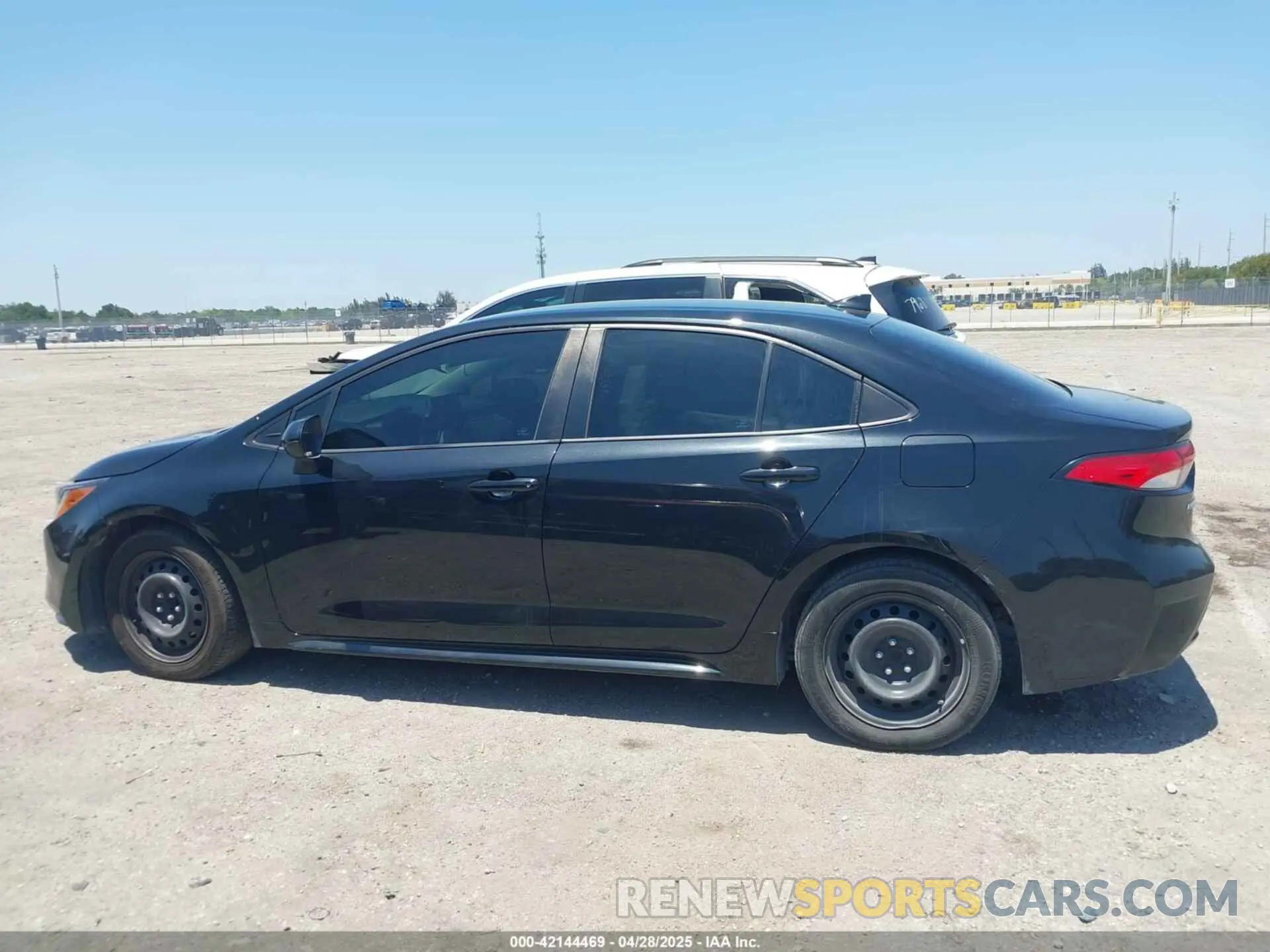 13 Фотография поврежденного автомобиля 5YFEPMAE4MP171641 TOYOTA COROLLA 2021