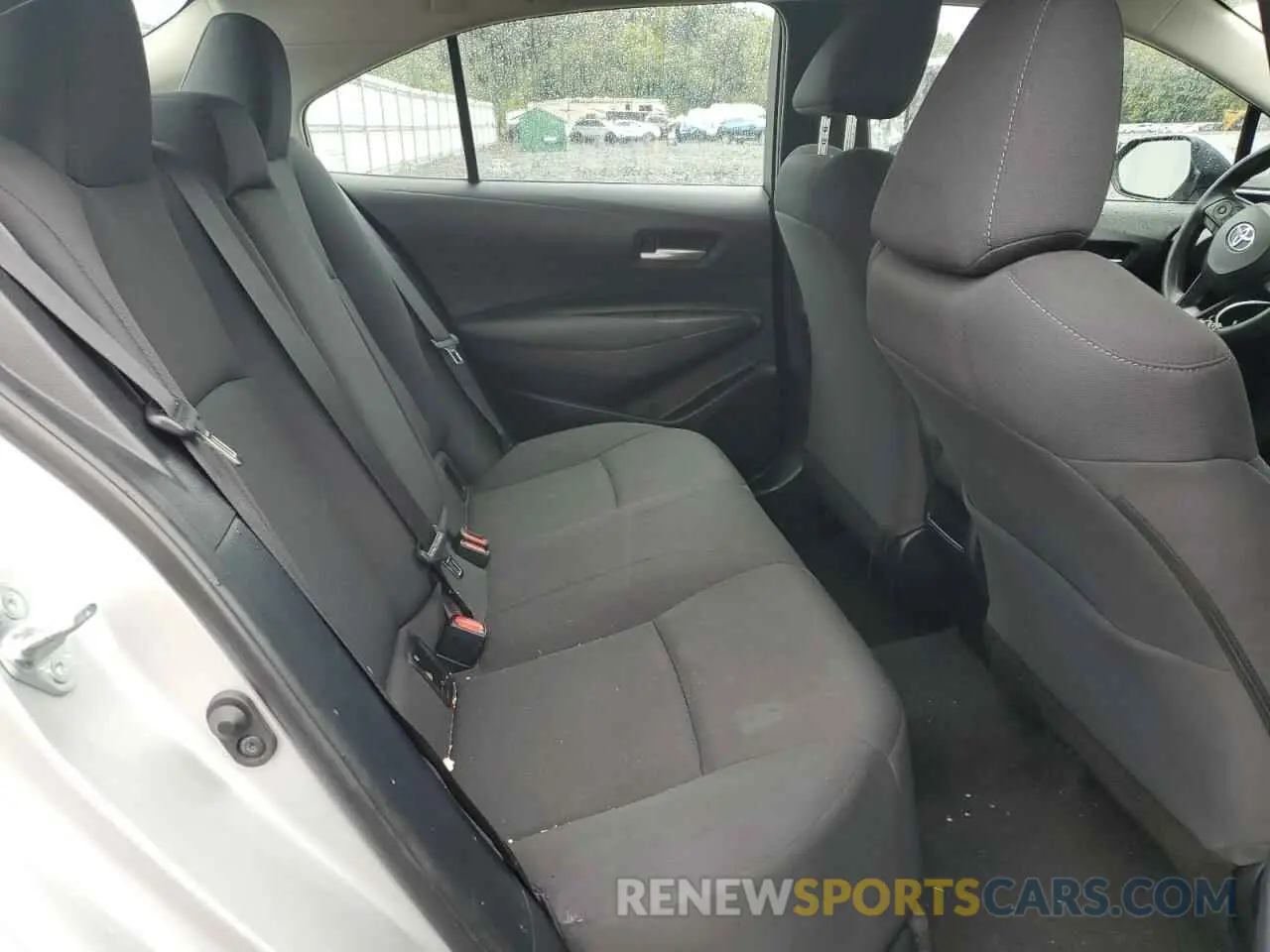 10 Photograph of a damaged car 5YFEPMAE4MP179335 TOYOTA COROLLA 2021
