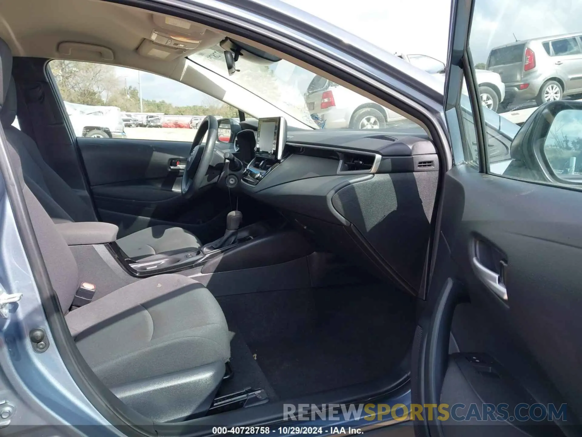5 Photograph of a damaged car 5YFEPMAE4MP187838 TOYOTA COROLLA 2021