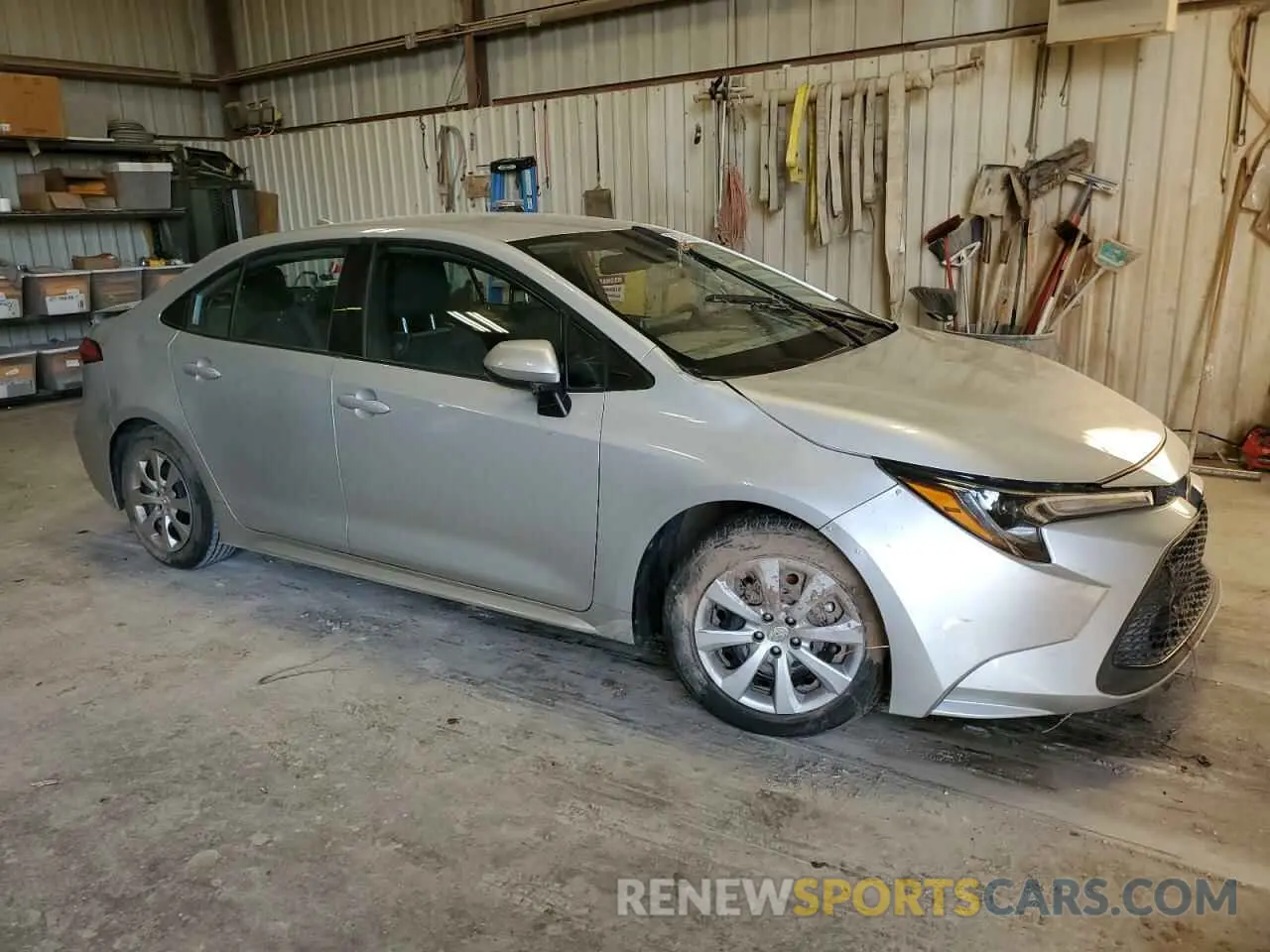 4 Photograph of a damaged car 5YFEPMAE4MP191081 TOYOTA COROLLA 2021