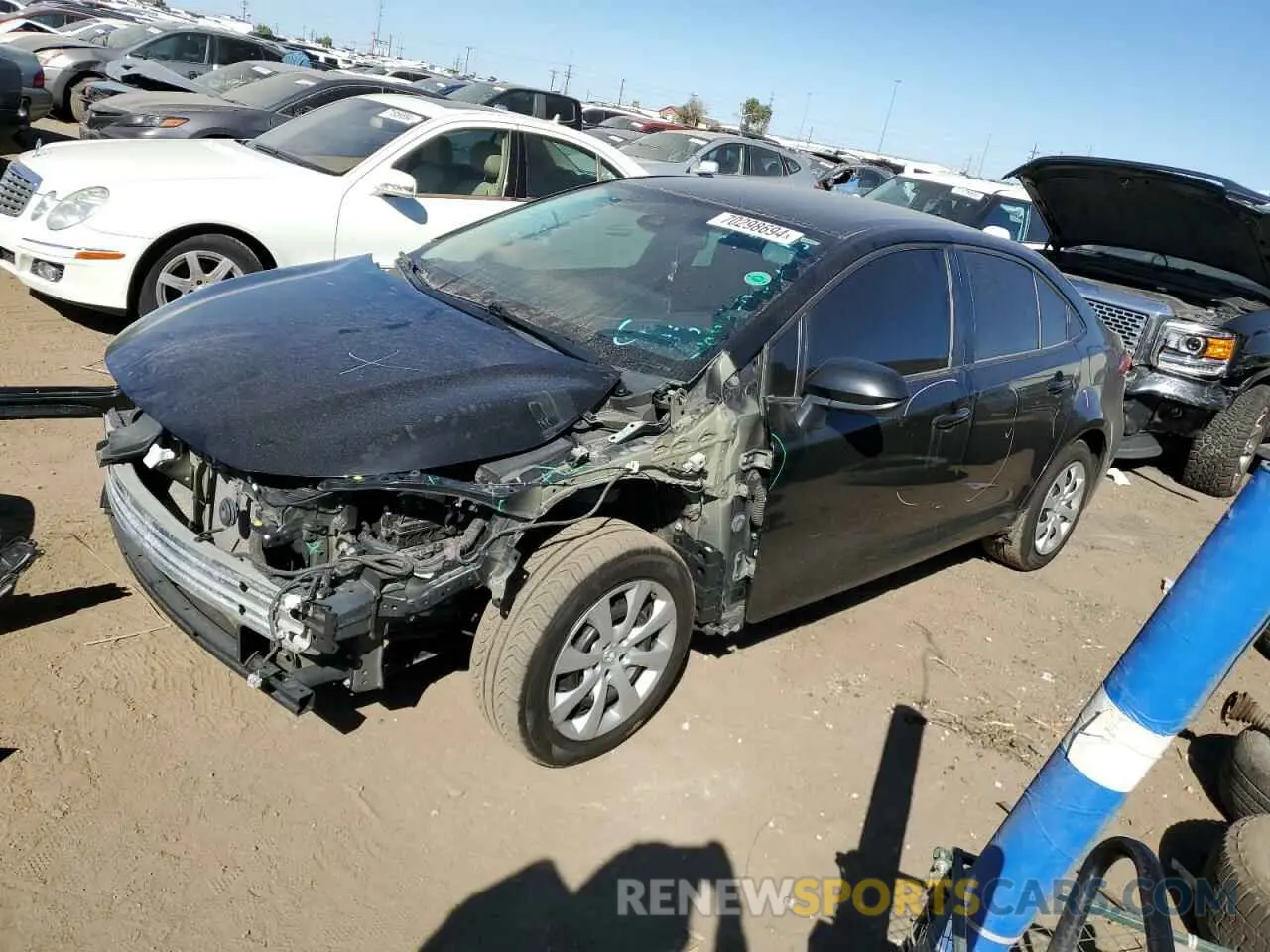 1 Photograph of a damaged car 5YFEPMAE4MP194031 TOYOTA COROLLA 2021